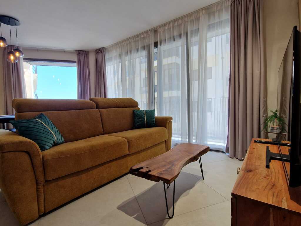 Sliema-rent-in-malta-christies-malta